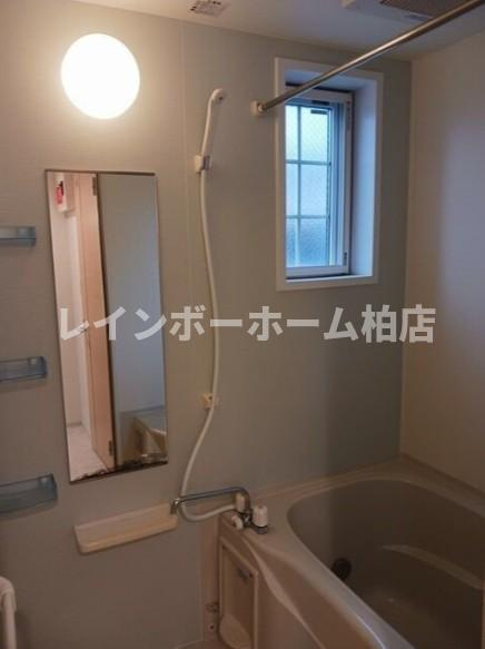 特典：仲介手数料が50％OFFです‼の浴室|追い焚き機能・浴室乾燥機があります