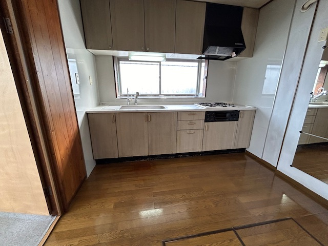 東川島町中古戸建てのキッチン|1階DK