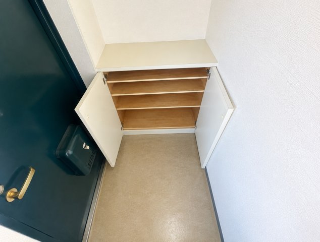 プリンス小石川の玄関