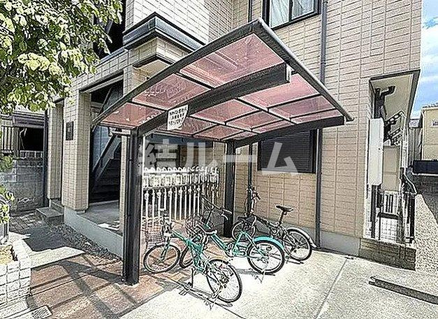 中野区鷺宮１丁目のアパートのエントランス