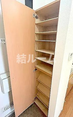 中野区鷺宮１丁目のアパートの玄関