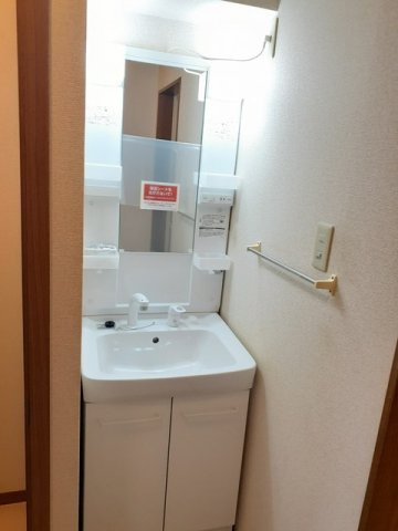 カーサ・ソレアードＢの洗面所