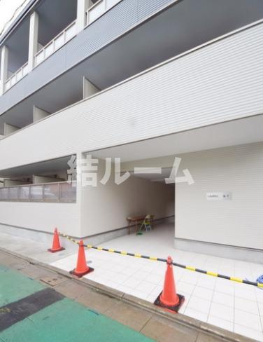 板橋区坂下１丁目のアパートのエントランス