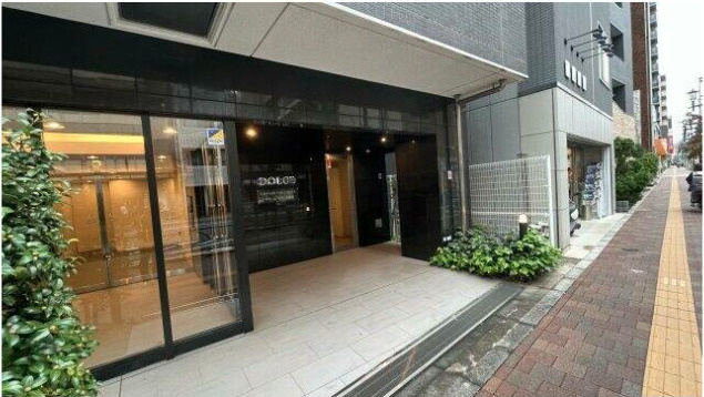ドルチェ日暮里弐番館のエントランス