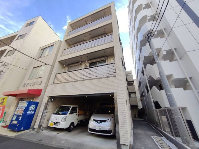グランドールの外観