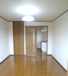 府中市四谷１丁目の賃貸マンションの居間・リビング|※別号室参考写真です