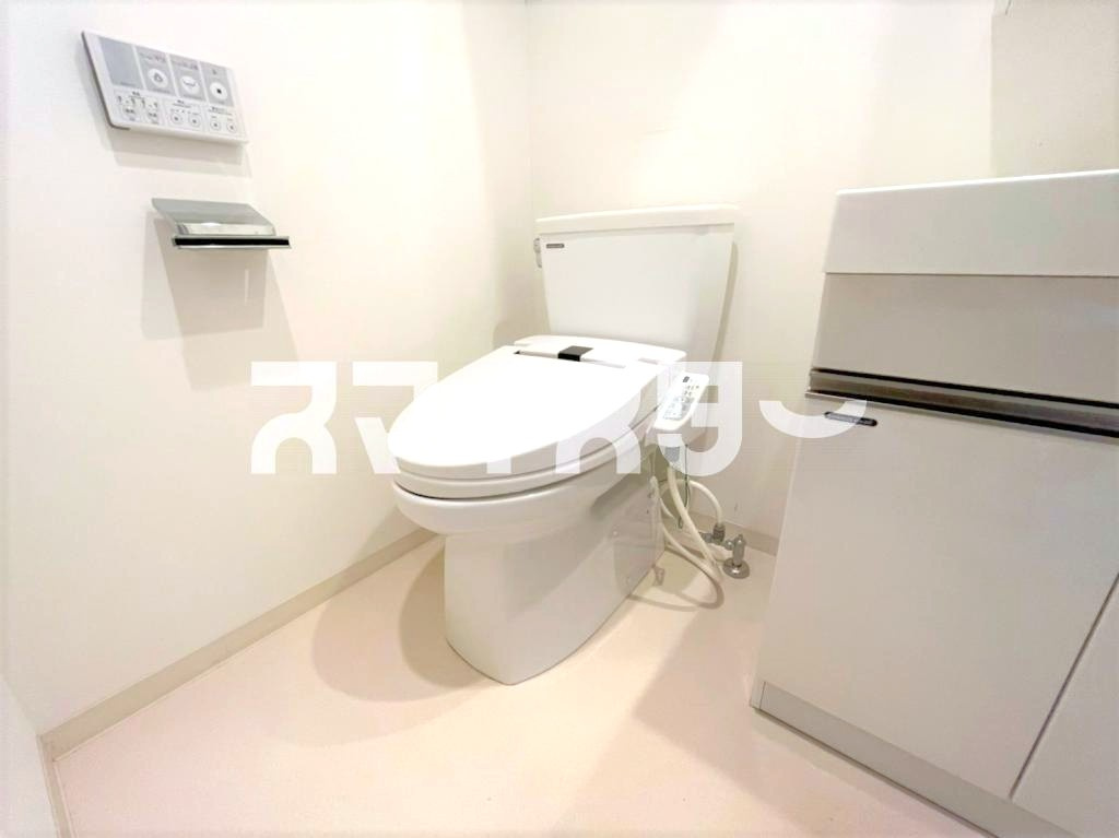 立川市高松町３丁目の賃貸マンションのトイレ
