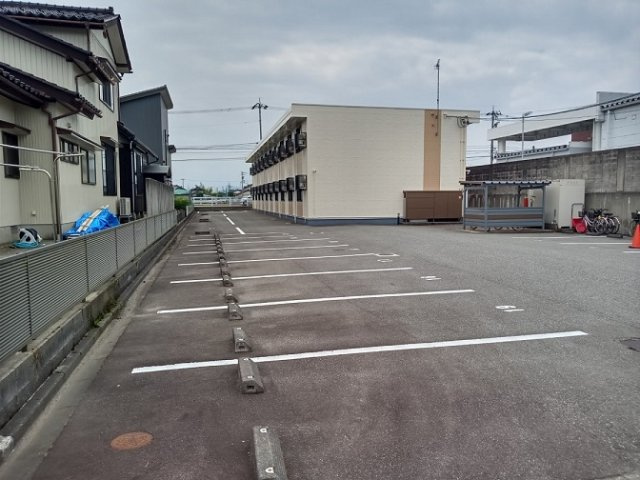 レオパレスグリーンパーク若宮のその他