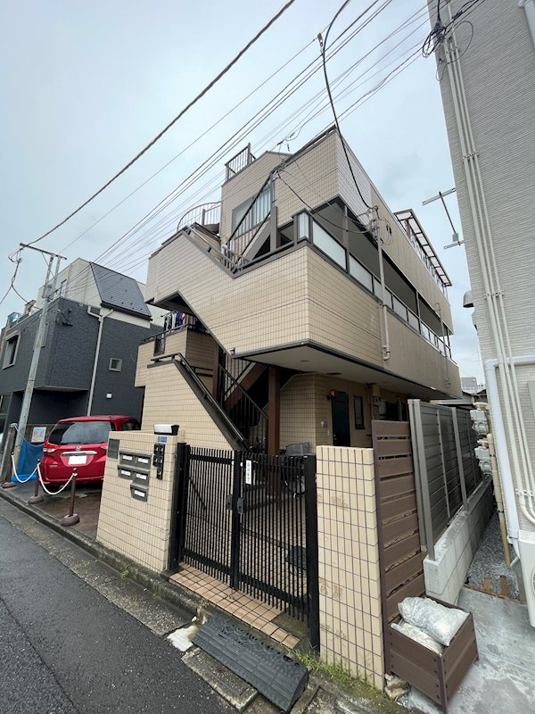 ドゥエルヤマモト の外観