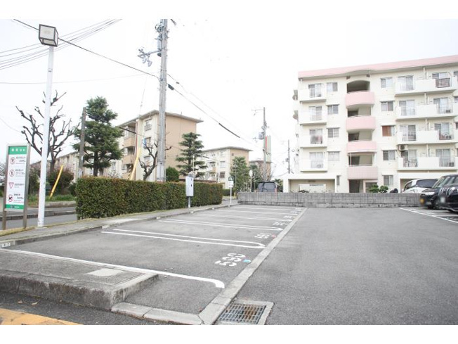 【駐車場】 | フレール助松100号棟