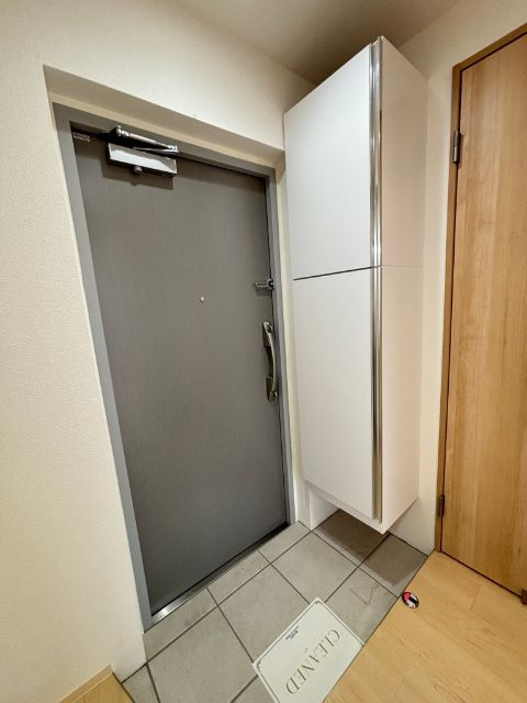 レクス大崎の玄関