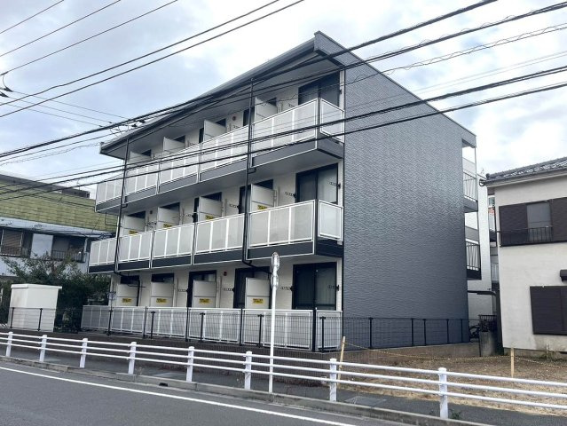 レオパレスクララ３の外観