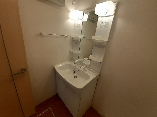 ハピネスメゾンＣの洗面所