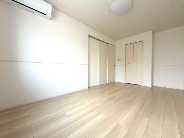 【寝室】 | ヴィラ・オアシス
