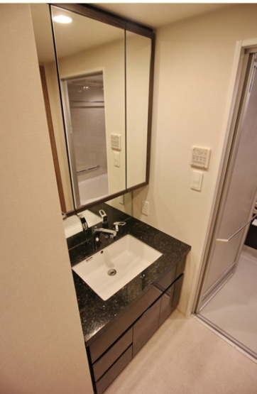 【洗面所】Opus residence Meguro Senzoku