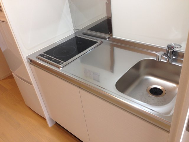 クレイノフォルシアのキッチン|１口電気コンロ、１口ＩＨコンロ