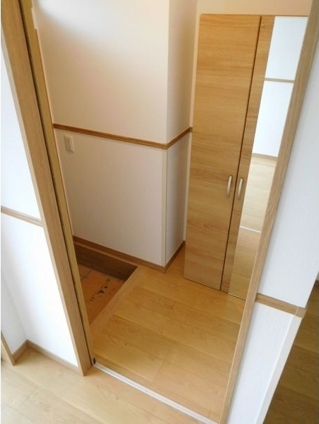 シティハイツ小山Ⅱの玄関|※別号室写真