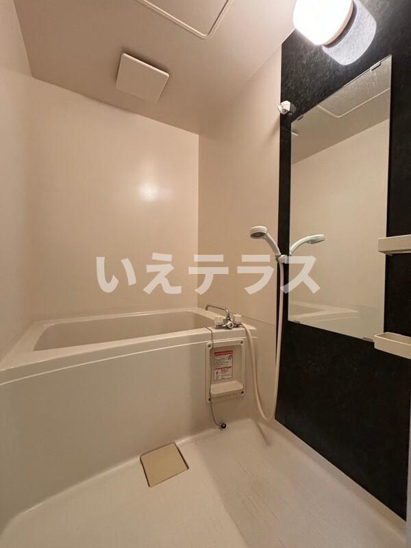 グランドオークKOBE北野の浴室