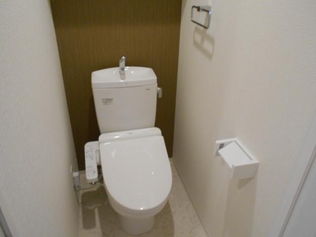 名古屋市瑞穂区彌富通１丁目の賃貸マンションのトイレ