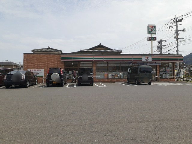 ルヴニールの周辺|セブンイレブン諫早多良見店まで415m