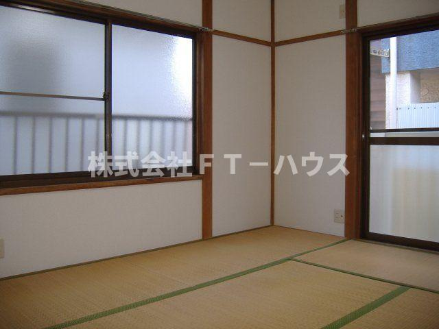藤井ハイツの居間・リビング