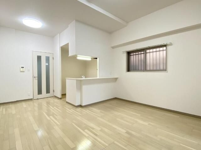 ビーコンヒル東松原の居間・リビング|LINEでのお問い合わせもお待ちしております♪