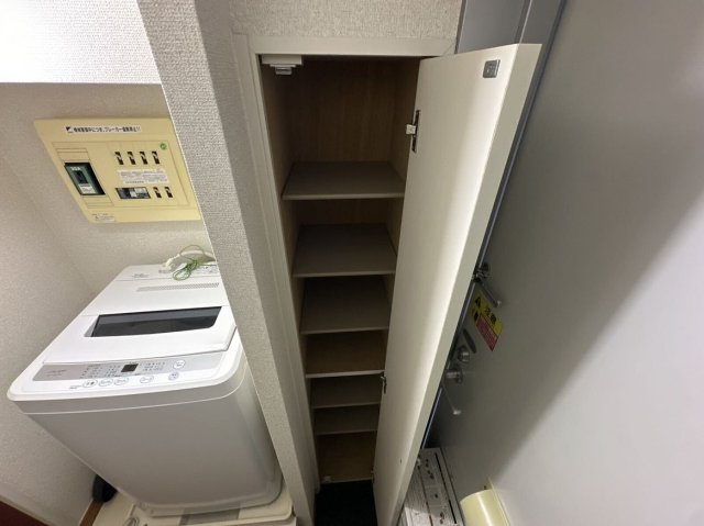 レオパレスグランパルク小柳のその他