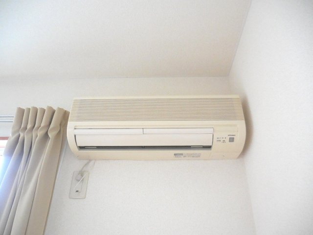 レオパレスヴェルジェのその他|エアコン