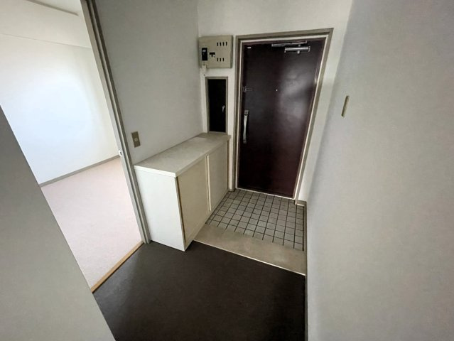 サンポートハイツの玄関