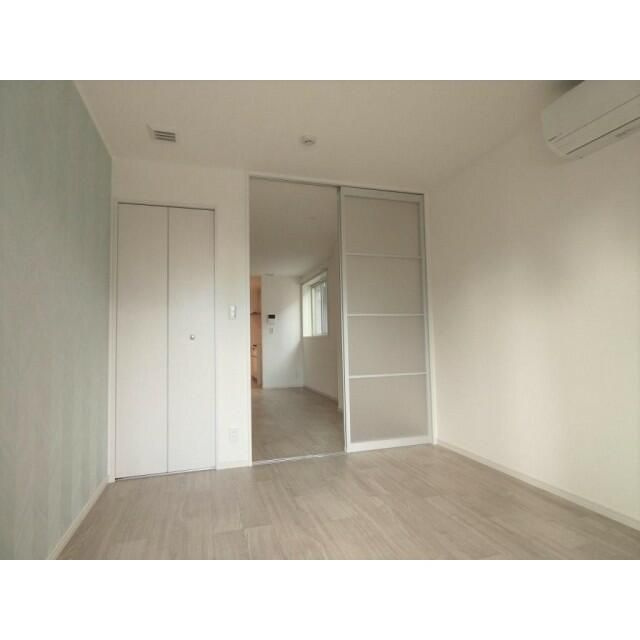 ＧＡＲＡＧＩＡ　　ガレージアの寝室