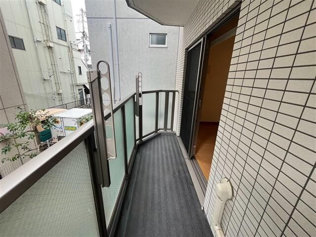 ＬＵＭＥＥＤ飯田橋のバルコニー