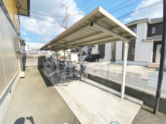 セジュール小林のその他共用部分|駐輪場です☆