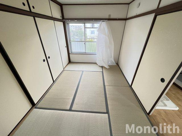 鶴山台46号棟の和室