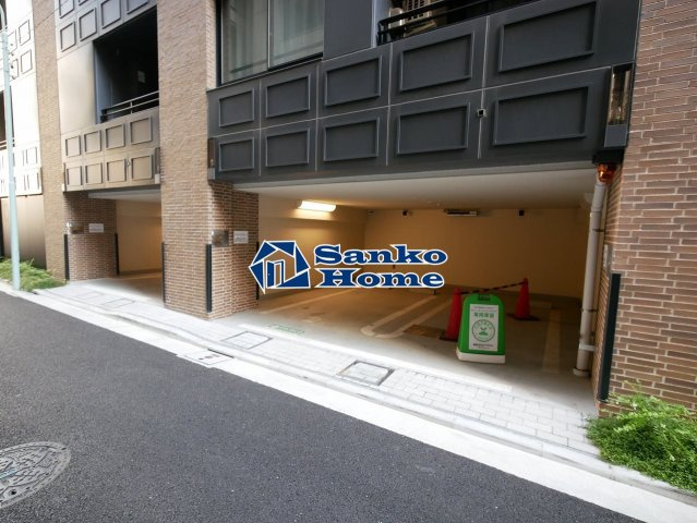 パークリュクス銀座monoのエントランス