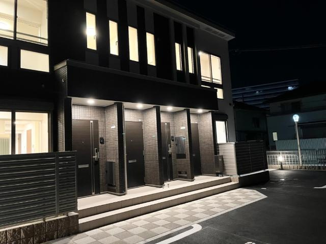 サニーシャンブルの外観|外観写真（夜）
