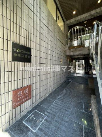 タイホウハイツ敷津3番館のエントランス