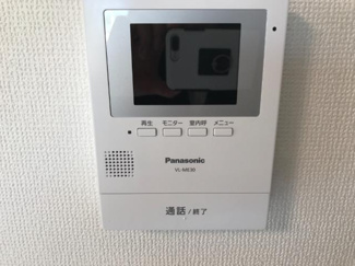 【内装】 | クロシェット | カメラ付インターホン