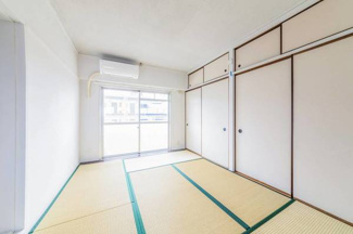 【居間・リビング】 | ビレッジハウス長泉1号棟 | ビレッジハウスの同一物件・同一タイプの間取りの写真です