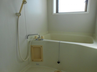 【浴室】 | コーポ水口 | コンパクトで使いやすいお風呂です