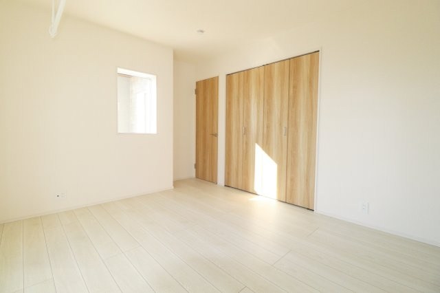 郡山市安積荒井3丁目　　　　１号棟　　　安積第１小学校、安積中学区の洋室