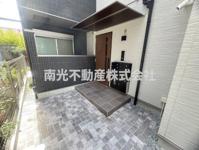 D porta refinardのエントランス
