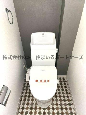 ラフィネのトイレ|落ち着いた色調のトイレです
