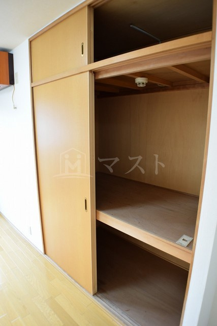 タイホウハイツ敷津3番館の収納