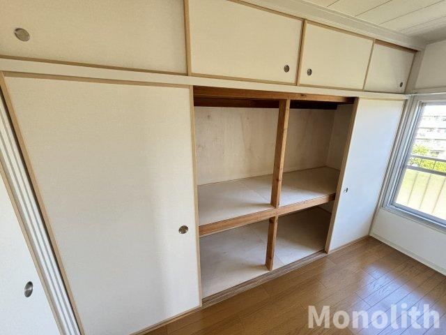 鶴山台50号棟の収納