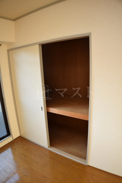 タイホウハイツ敷津2番館の収納
