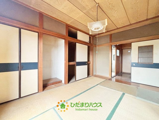 上尾市大字久保　中古一戸建ての収納