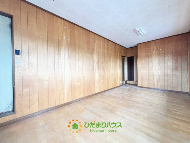 上尾市大字久保　中古一戸建ての寝室