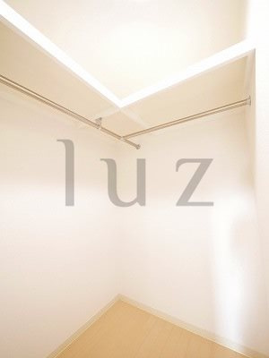 メゾンデンウエストの収納
