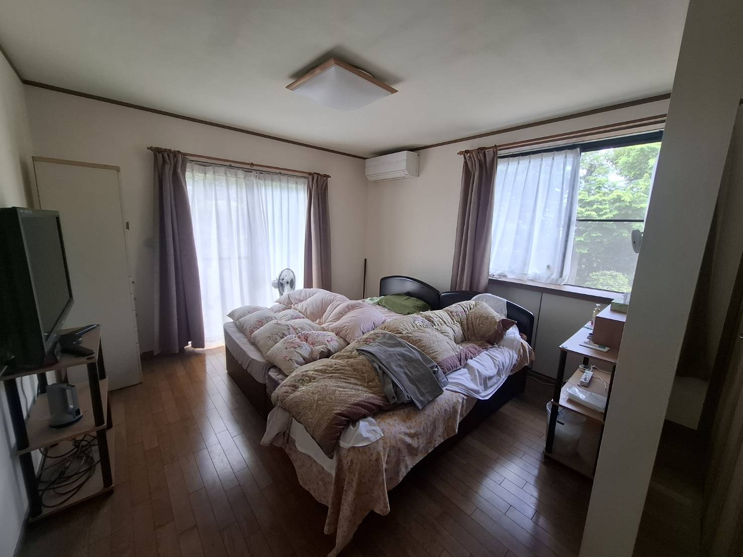 売中古戸建　菊川市下内田の洋室|家具を置いても使いやすい、ゆとりを感じる洋室です。