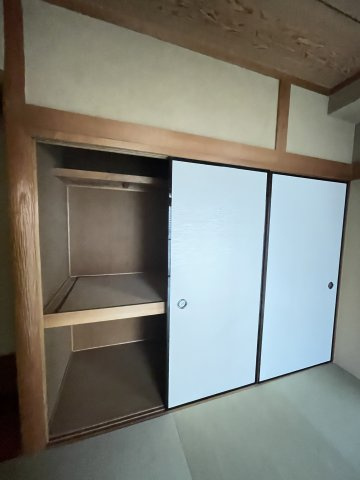 ヨシダビルの収納